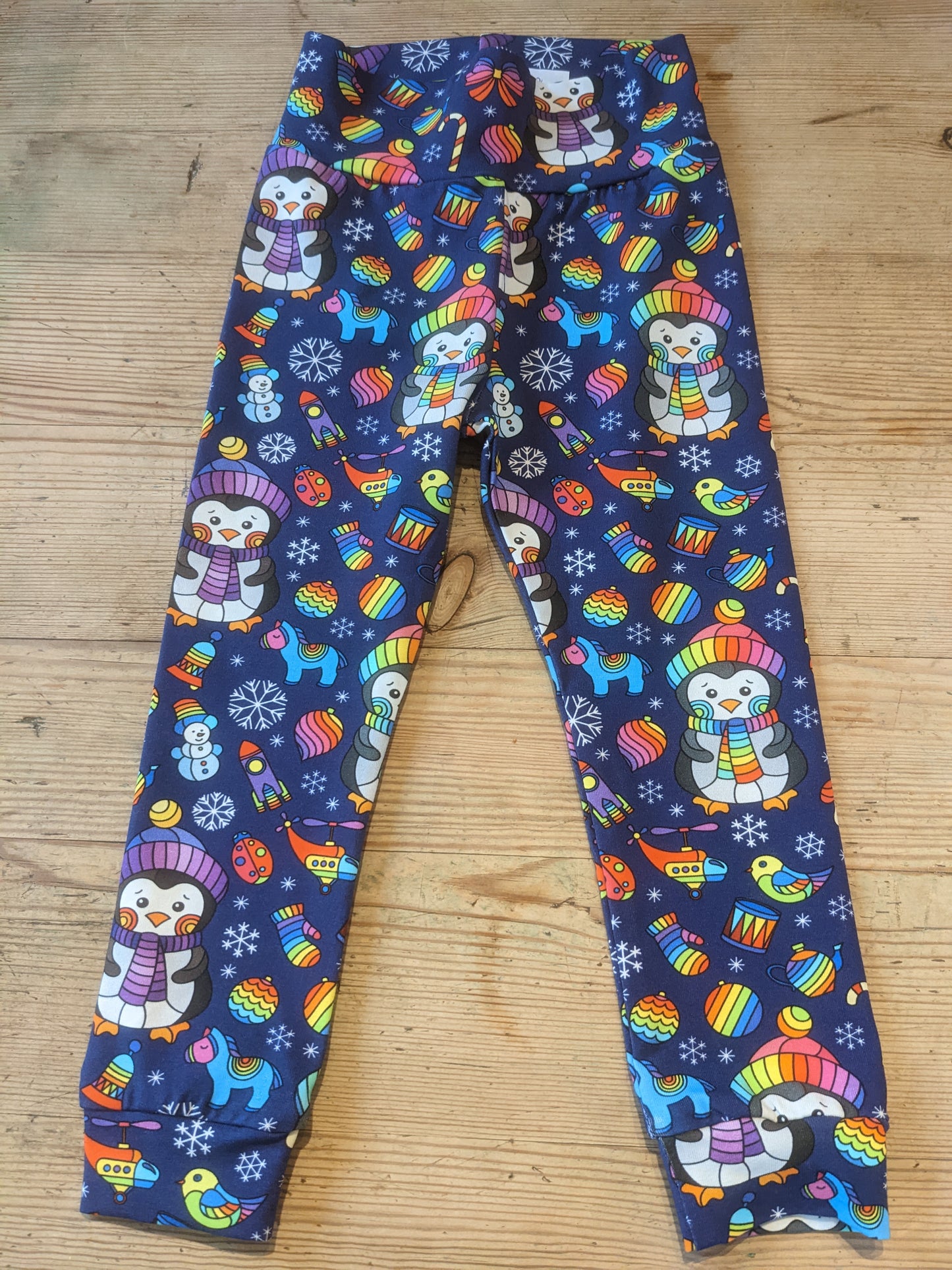 Christmas penguin leggings